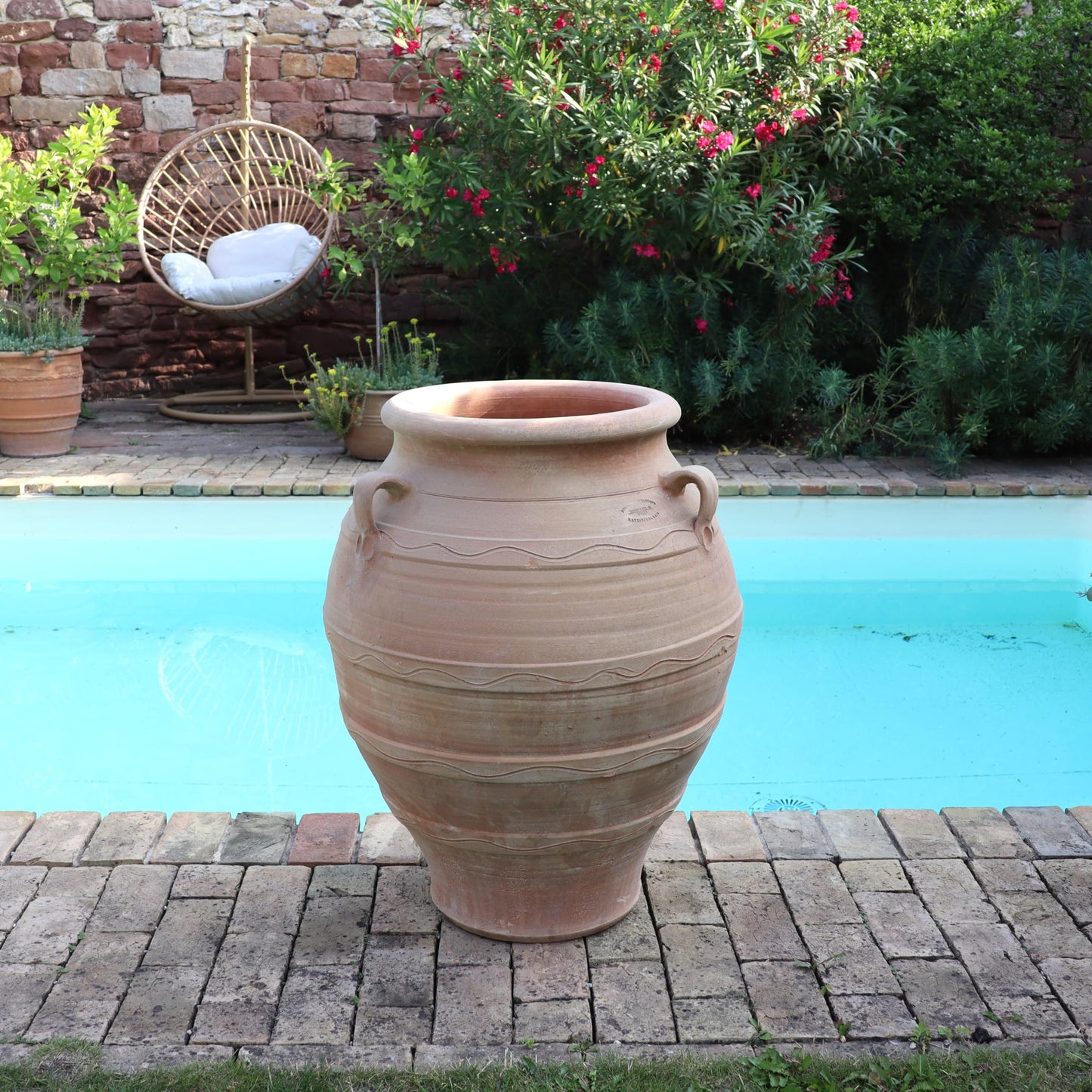 Terracotta Amphore Pflanzkübel 70 cm – handgefertigt, winterfest, dekorativer Pflanztopf für Innen & Außen